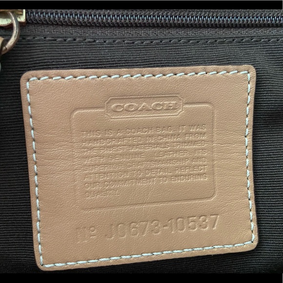Coach Hampton Carryall light brown/tan bag - Picture 4 of 6